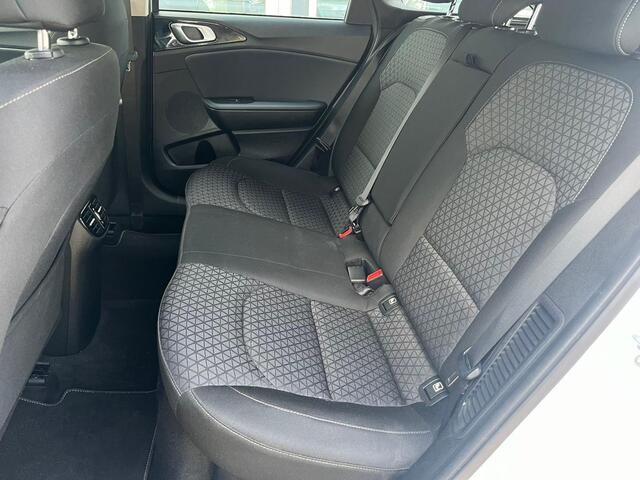 KIA CEE D Ceed Sportswagon 1.6 GDI PHEV DynamicLine ECC-Airco Cr.Control BT+DAB+Camera LED stoel/stuurverw. PDC 7jr.Garantie