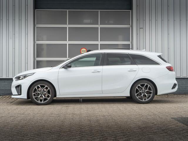 KIA CEE D Ceed Sportswagon 1.5 T-GDi GT-Line | Navigatie | Stoelverwarming | Sportstoelen