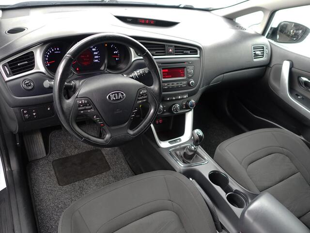 KIA CEE D Ceed 1.4 T- GDI Dynamic- Stuur/Stoelverwarming, Xenon Led, Park Assist, Clima, Cruise, Trekhaak