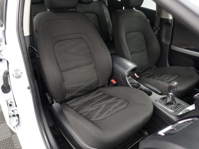 KIA CEE D Ceed 1.4 T- GDI Dynamic- Stuur/Stoelverwarming, Xenon Led, Park Assist, Clima, Cruise, Trekhaak