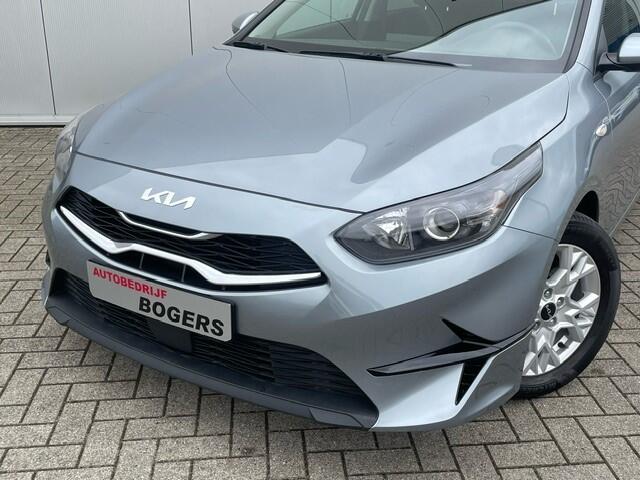 KIA CEE D Ceed Sportswagon 1.0 T-GDi DynamicLine Climate Control, Cruise Control, Navigatie ( via Apple Carplay/Android auto), 16"Lm, Stoel/Stuurverwarming