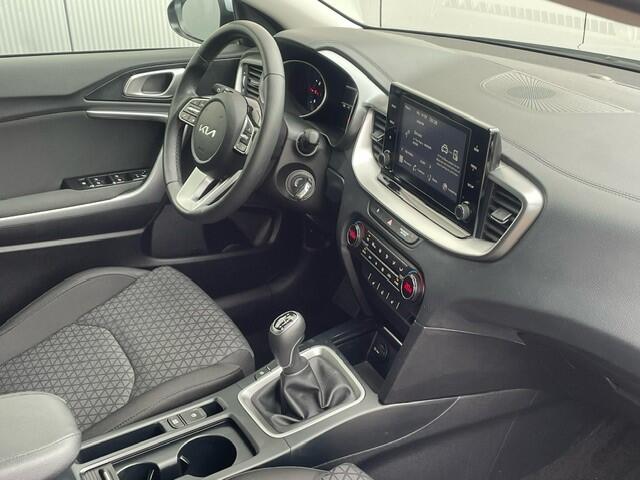 KIA CEE D Ceed Sportswagon 1.0 T-GDi DynamicLine Climate Control, Cruise Control, Navigatie ( via Apple Carplay/Android auto), 16"Lm, Stoel/Stuurverwarming