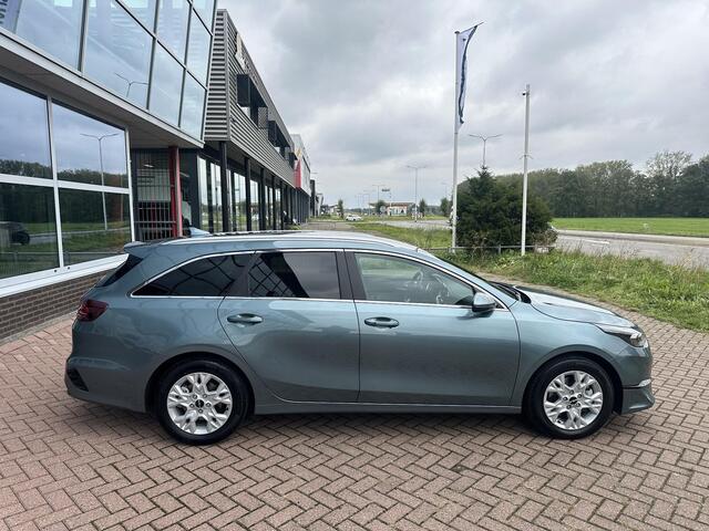KIA CEE D Ceed Sportswagon 1.0 T-GDi DynamicPlusLine 120PK | DODEHOEKDETECTIE