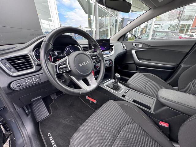 KIA CEE D Ceed Sportswagon 1.5 T-GDi DynamicLine | Afneembare Trekhaak | Navigatie | Sensoren/Camera | Climate Control | Enz...