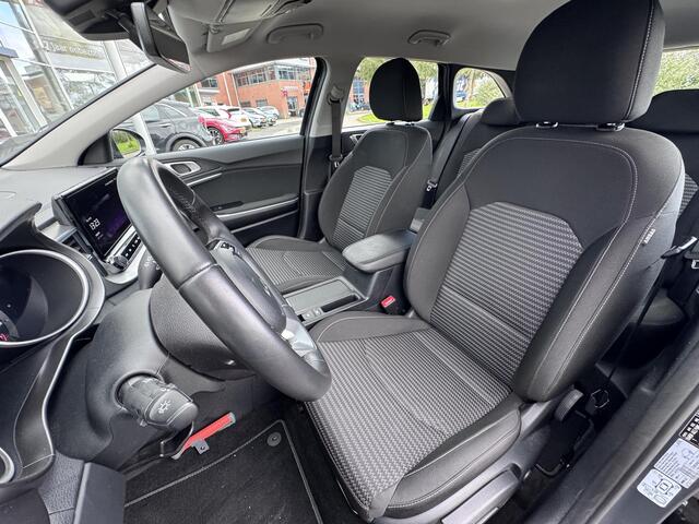 KIA CEE D Ceed Sportswagon 1.5 T-GDi DynamicLine | Afneembare Trekhaak | Navigatie | Sensoren/Camera | Climate Control | Enz...