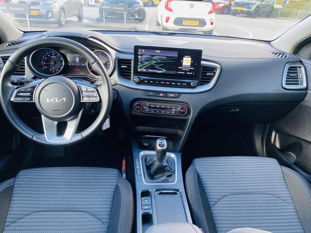 KIA CEE D Ceed Sportswagon 1.5 T-GDi DynamicLine Trekhaak | Clima | Cruise | Navi | 160 pk | 1400 kg trekgewicht !