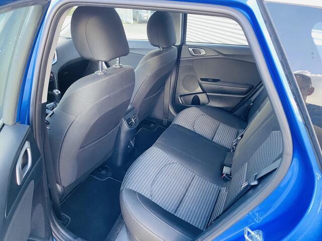 KIA CEE D Ceed Sportswagon 1.5 T-GDi DynamicLine Trekhaak | Clima | Cruise | Navi | 160 pk | 1400 kg trekgewicht !
