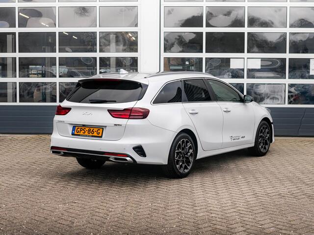 KIA CEE D Ceed Sportswagon 1.5 T-GDi GT-Line Navigatie l Stoel stuurwielverwarming l schuif kanteldak l el. kofferklep l GT-line