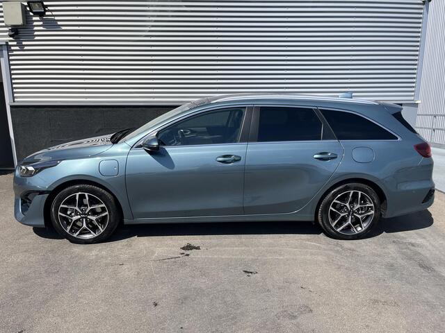 KIA CEE D Ceed Sportswagon 1.6 GDI PHEV ExecutiveLine Schuif/kanteldak, Stuurwiel- & Stoelverwarming, Stoelkoeling, Navigatie, Dodehoekdetectie, Seat memory, elek. Achterklep