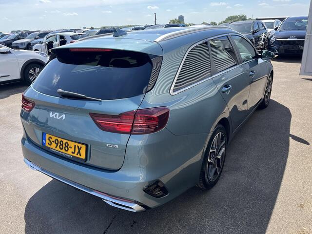 KIA CEE D Ceed Sportswagon 1.6 GDI PHEV ExecutiveLine Schuif/kanteldak, Stuurwiel- & Stoelverwarming, Stoelkoeling, Navigatie, Dodehoekdetectie, Seat memory, elek. Achterklep