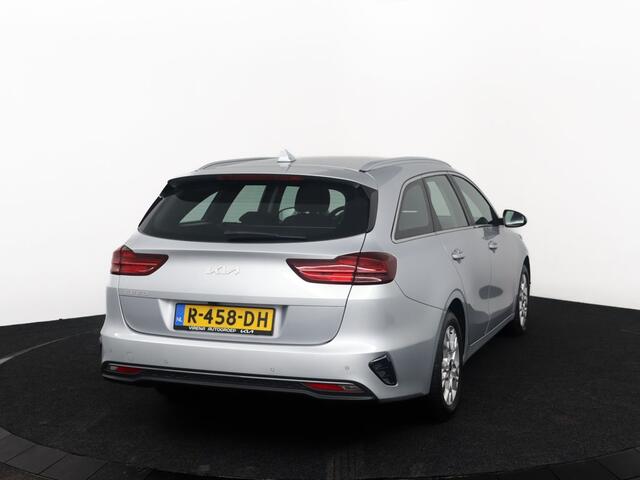 KIA CEE D Ceed Sportswagon 1.0 T-GDi DynamicLine Apple Carplay/Android Auto - cruise control adaptief en stuurhulp - Navigatie - Fabrieksgarantie tot 08-2029