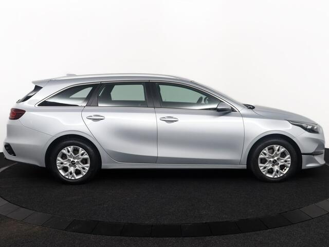 KIA CEE D Ceed Sportswagon 1.0 T-GDi DynamicLine Apple Carplay/Android Auto - cruise control adaptief en stuurhulp - Navigatie - Fabrieksgarantie tot 08-2029