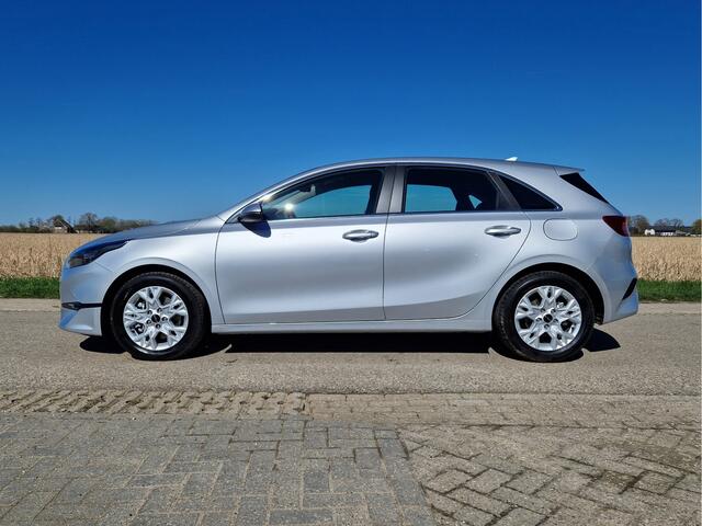 KIA CEE D Ceed 1.0 T-GDi !! 6000 km !! - 120 Pk - Euro 6 - ParkeerCamera - AppleCarplay AndroidAuto