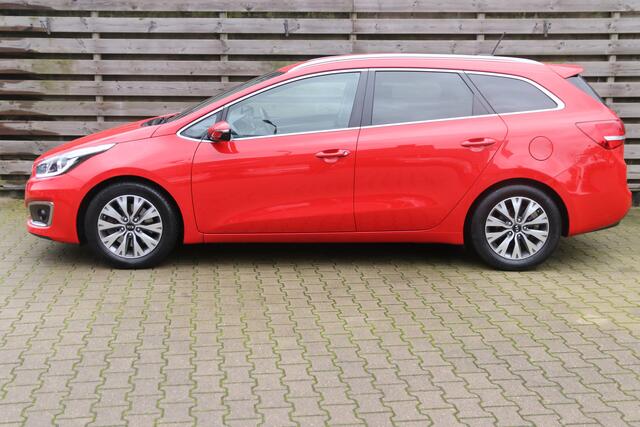 KIA CEE D cee'd Sportswagon 1.6 GDI DynamicLine / Navi / Climate / Cruise