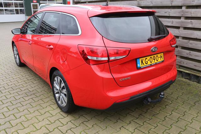 KIA CEE D cee'd Sportswagon 1.6 GDI DynamicLine / Navi / Climate / Cruise