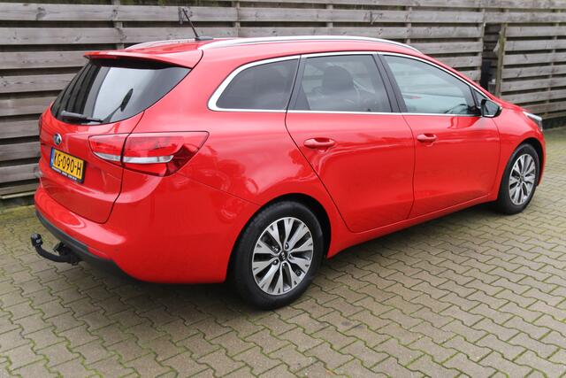 KIA CEE D cee'd Sportswagon 1.6 GDI DynamicLine / Navi / Climate / Cruise