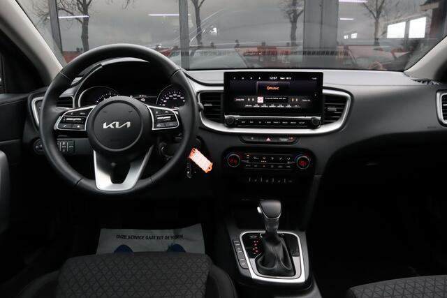 KIA CEE D Ceed 1.5 T-GDi LX Plus Automaat | Apple Carplay | Android Auto | Camera | Stuur en Stoelverwarming