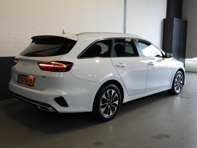 KIA CEE D Ceed Sportswagon 1.6 GDI PHEV Plug-In DynamicLine NAVI-APP/CLIMA/ADAPT.CRUISE/LED/16"LMV!