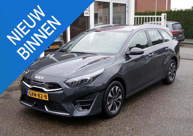 KIA CEE D Ceed Sportswagon 1.6 GDI PHEV DynamicLine Camera,PDC,Carplay,Ful LED,RIJKLAARPRIJS!!