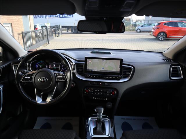 KIA CEE D Ceed Sportswagon 1.6 GDI PHEV DynamicPlusLine