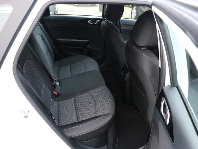 KIA CEE D 1.6 GDI PHEV DynamicLine I Apple/Android Navi I Camera