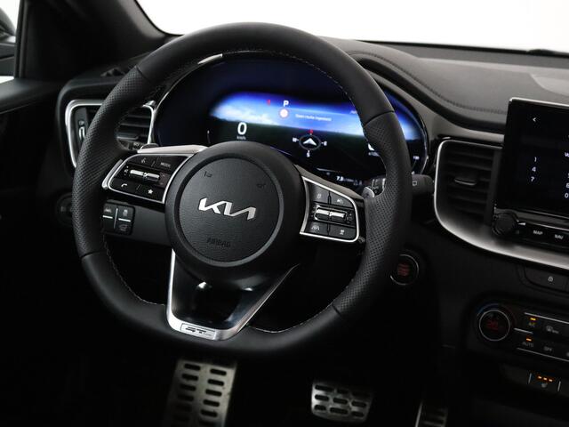 KIA CEE D Ceed Sportswagon 1.5 T-GDi GT-Line | Achteruitrijcamera | Panoramadak | 18 Inch Lichtmetalen velgen | Beschikbaar per 01-05-2025