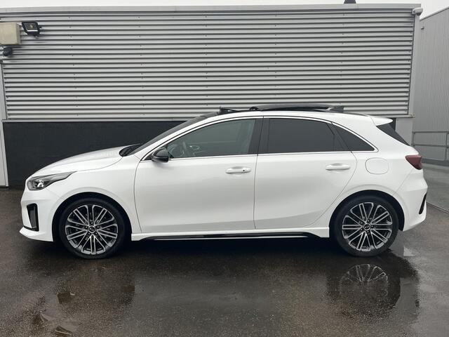 KIA CEE D Ceed 1.0 T-GDi GT-Line Schuif/kanteldak, Navigatie, Stuurwiel- & Stoelverwarming, Achteruitrijcamera, Nieuw geleverd en dealeronderhouden, LMV