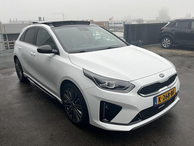 KIA CEE D Ceed 1.0 T-GDi GT-Line Schuif/kanteldak, Navigatie, Stuurwiel- & Stoelverwarming, Achteruitrijcamera, Nieuw geleverd en dealeronderhouden, LMV