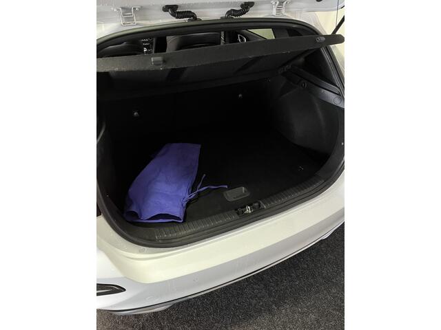 KIA CEE D Ceed 1.0 T-GDi GT-Line ECC/PANO/VIRTUEL/TREKHAAK/VOL OPTIES