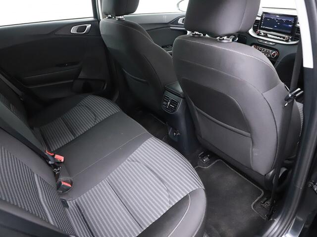 KIA CEE D Ceed Sportswagon 1.0 T-GDi MHEV DynamicLine 11-2022 51.528 KM