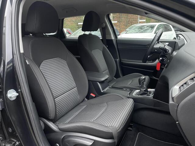KIA CEE D Ceed Sportswagon 1.5 T-GDi DynamicLine Trekhaak | Navigatie | Cruise control | Climate controle | Aplle carplay & android auto