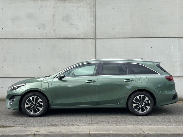 KIA CEE D Ceed Sportswagon 1.6 GDI PHEV DynamicPlusLine | Automaat | Dodehoekherkenning | Camera | Stoelverwarming | Stuurwielverwarming | Navigatie |