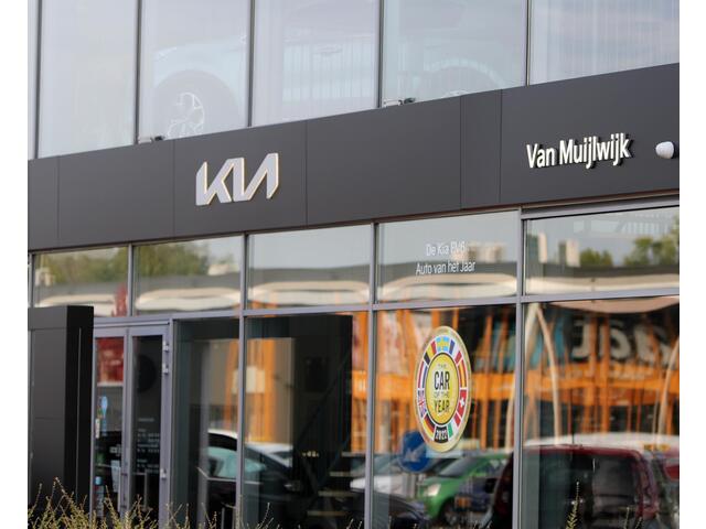 KIA CEE D Ceed Sportswagon 1.5 T-GDi GT-PlusLine MY2025 | Inruilpremie Aktie auto !! Metallic licht Grijs !