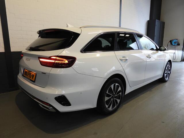 KIA CEE D Ceed Sportswagon 1.6 GDI PHEV Plug-In DynamicPlusLine NAVI/CAMERA/EL.KLEP/LED/16"LMV!