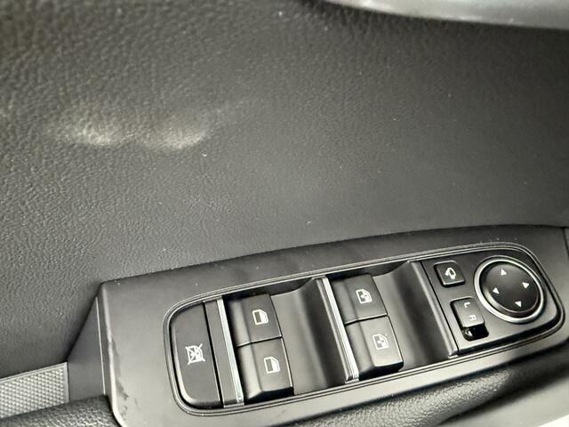 KIA CEE D Ceed 1.5 T-GDi DynamicPlusLine Automaat ECC Cr.Control Navi+Camera+BT 16"LMV Keyless