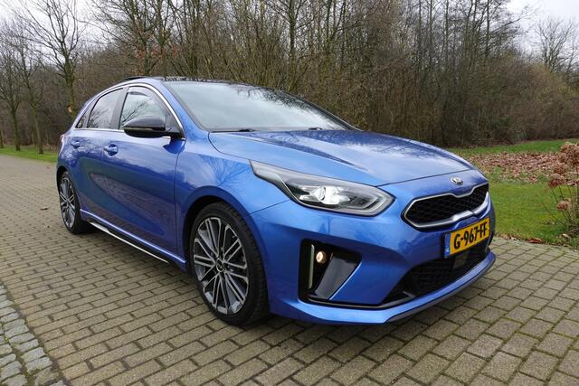KIA CEE D Ceed 1.4 T-GDi GT-PlusLine | Schuif/kantel dak | LED | JBL | Stuurverwarming | Stoelverwarming | Keyless |