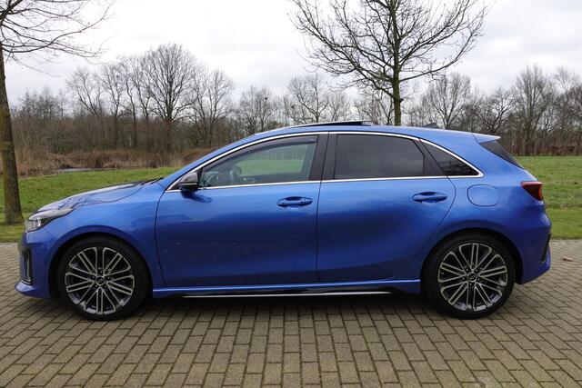 KIA CEE D Ceed 1.4 T-GDi GT-PlusLine | Schuif/kantel dak | LED | JBL | Stuurverwarming | Stoelverwarming | Keyless |