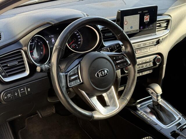 KIA CEE D Ceed Sportswagon 1.4 T-GDi DynamicPlusLine / Navigatie / Achteruitrijcamera / Apple CarPlay/Android auto / Stoel/stuurverwarming / Climate Control / Keyless entry&start /