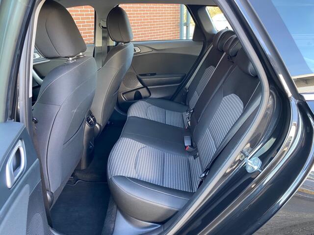 KIA CEE D 1.0 T-GDI DYNAMICL. NAV ADAPT-CRUISE CARPLAY CAMERA DAB ECC