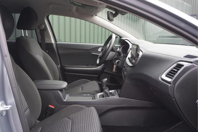 KIA CEE D Ceed Sportswagon 1.5 T-GDi DynamicLine 160pk + Navi/ Camera/ Cruise/ LED/ Carplay/ Garantie!