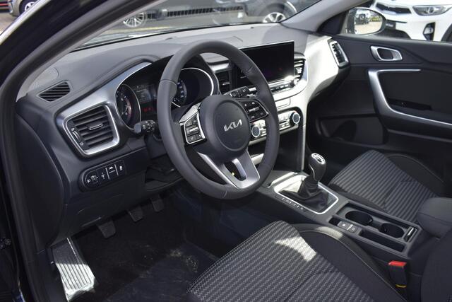 KIA CEE D Ceed Sportswagon 1.5 T-GDi DynamicLine Snel Leverbaar | Camera | Climate control | Navigatie |