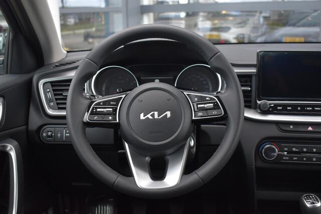 KIA CEE D Ceed Sportswagon 1.5 T-GDi DynamicLine Snel Leverbaar | Camera | Climate control | Navigatie |