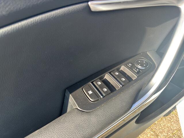 KIA CEE D Ceed Sportswagon 1.6 GDI PHEV ExecutiveLine | Volleder | Panodak | stoel/stuurverwarming