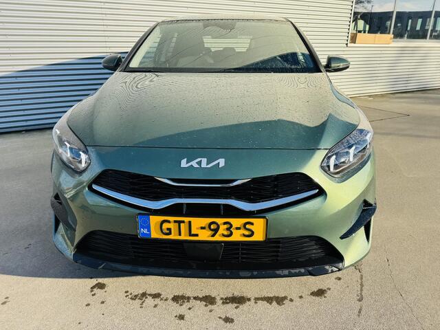 KIA CEE D Ceed 1.0 T-GDi DynamicPlusLine Demo auto ! Kmstand kan iets variëren!