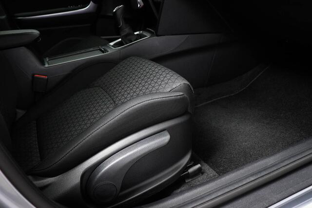 KIA CEE D Ceed Sportswagon 1.0 T-GDi DynamicPlusLine | STUUR VERWARMING | DAB | APPLE | CAMERA