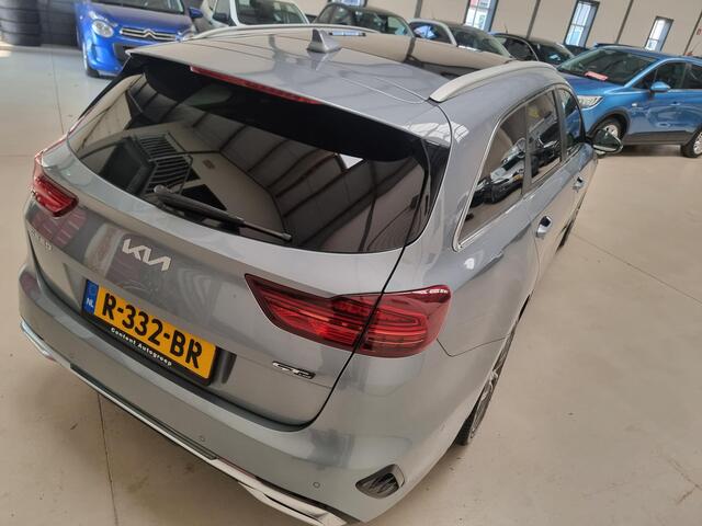 KIA CEE D Ceed Sportswagon 1.5 T-GDi GT-PlusLine Schuif kantel dak | stuur + memory stoelen verwarmd | Camrara |Climate Control | Navigatie