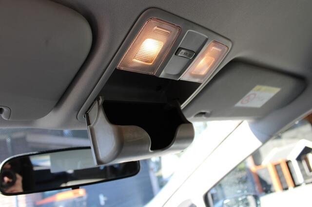 KIA CEE D 1.0 T-GDI Navigator - Airco Navi dealer onderhouden