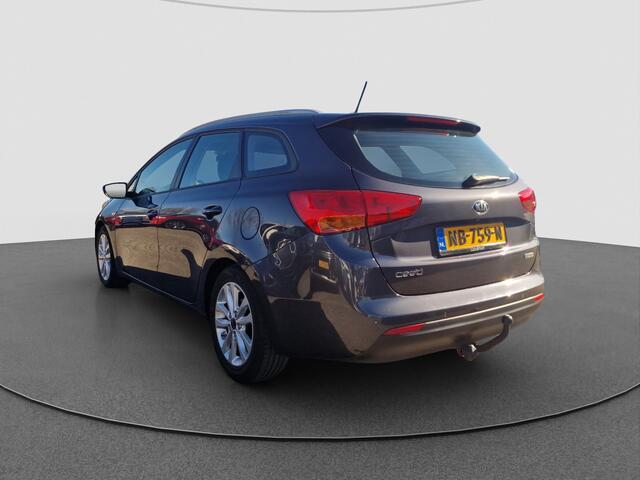 KIA CEE D cee'd Sportswagon 1.6 GDI First Edition Navigatie | Airco | Lichtmetalen velgen