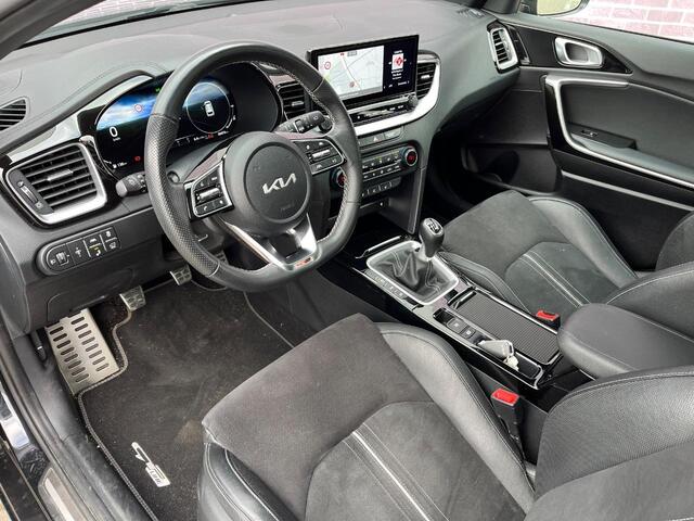 KIA CEE D Ceed Sportswagon 1.5 T-GDi GT-PlusLine | Pano | Camera | Navi | Keyless | Camera | JBL Audio | Leder | Stoelverwarming