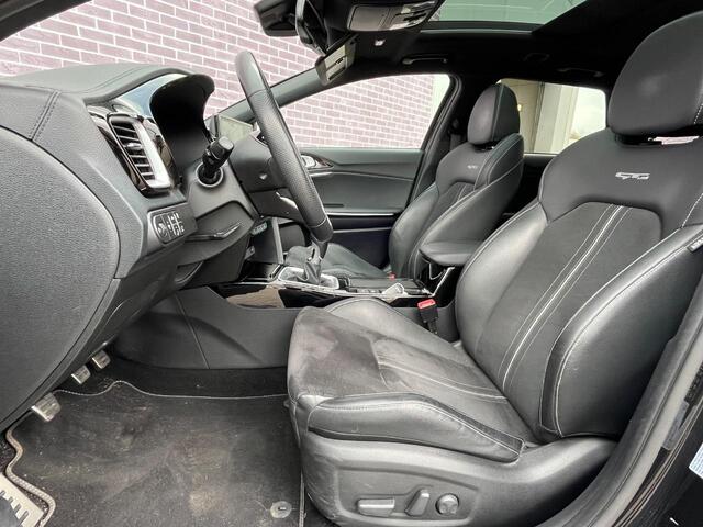 KIA CEE D Ceed Sportswagon 1.5 T-GDi GT-PlusLine | Pano | Camera | Navi | Keyless | Camera | JBL Audio | Leder | Stoelverwarming